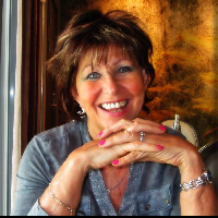 Ewa Karin Indreråk Petersen